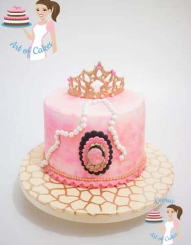 Here I have two videos showing how I made the Gum Paste Princess Crown without any molds and how I decorated the Princess Cake with all the girly details. Here I have two videos showing how I made the Gum Paste Princess Crown without any molds and how I decorated the Princess Cake with all the girly details.