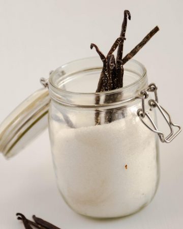 A mason jar with vanilla sugar