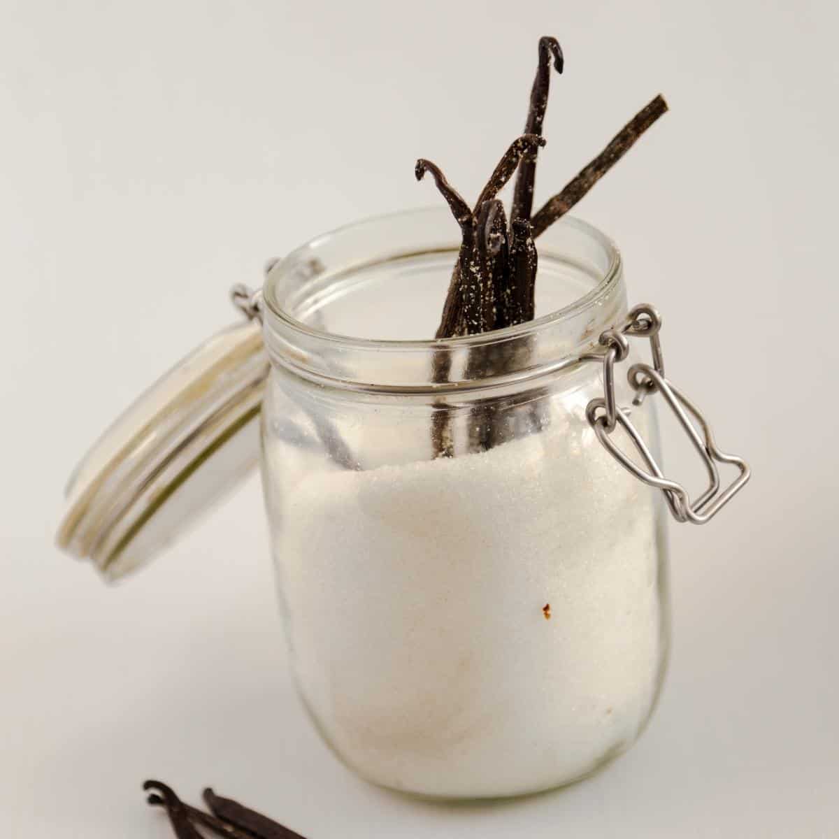 Homemade Vanilla Sugar (2 ingredients)