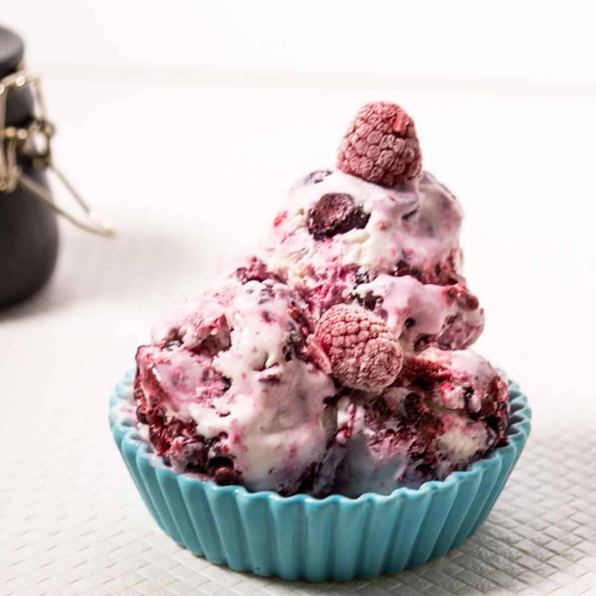 How to Make Raspberry Ice Cream without an Ice Cream Maker - Veena