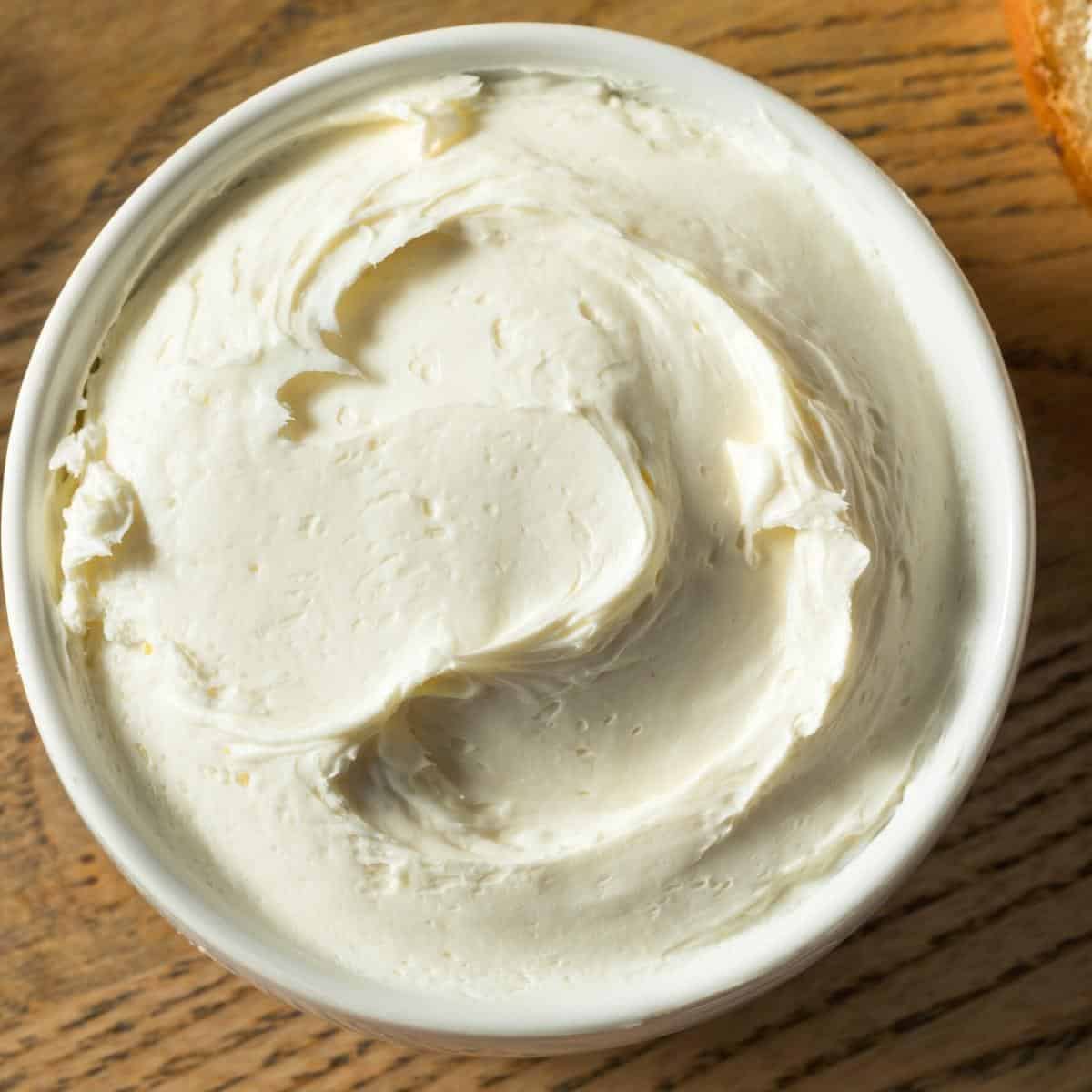 A freshly made frosting with cream cheese.