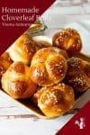 A bowl of cloverleaf rolls.