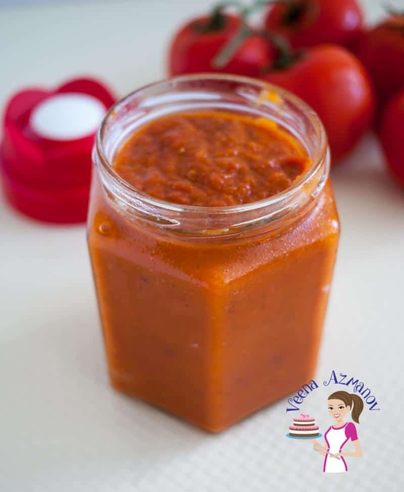 Quick Homemade Tomato Sauce with Fresh Tomatoes - Veena Azmanov