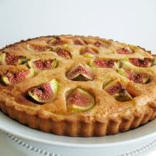 A tart with fresh figs.