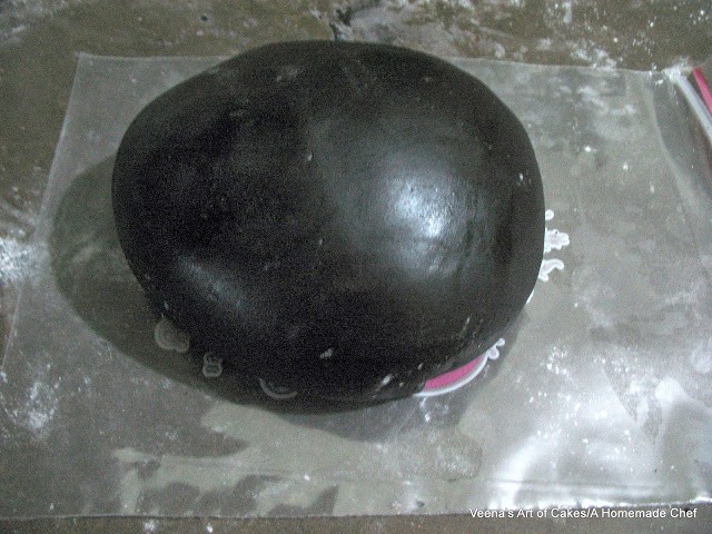 A ball of black fondant.
