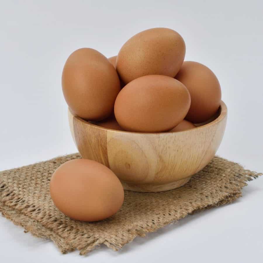 A bowl of eggs.
