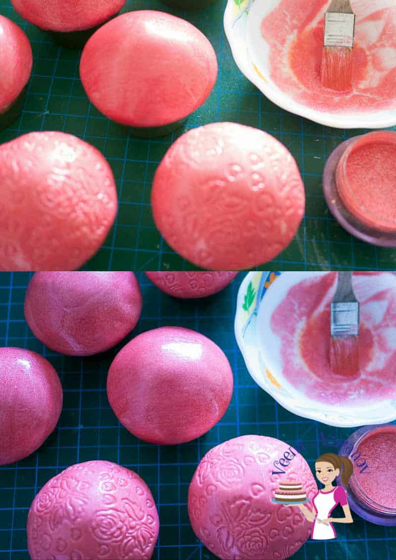 Progress photos of making cupcakes decorated like Christmas ornaments.