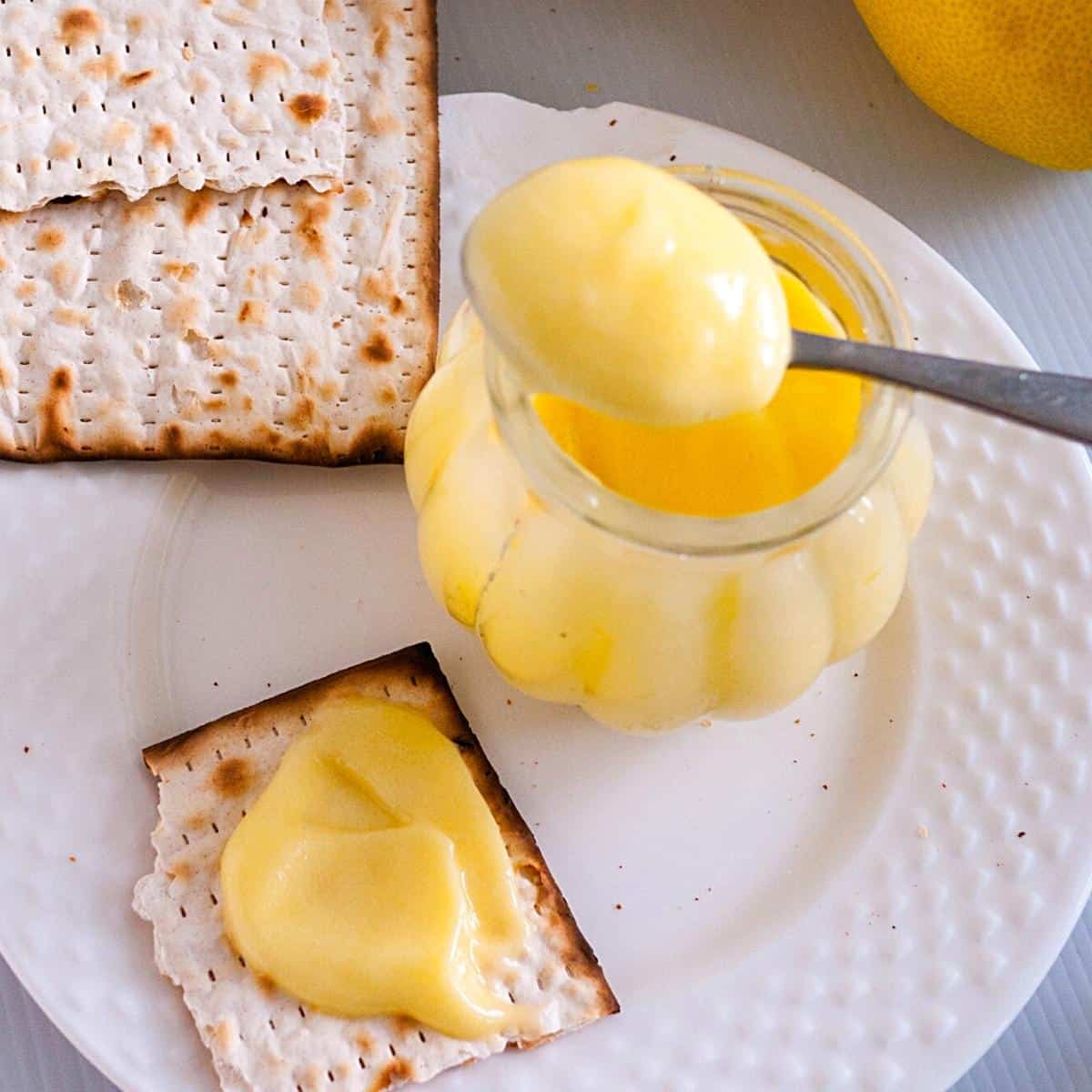 Curd with fresh lemon over a toast.
