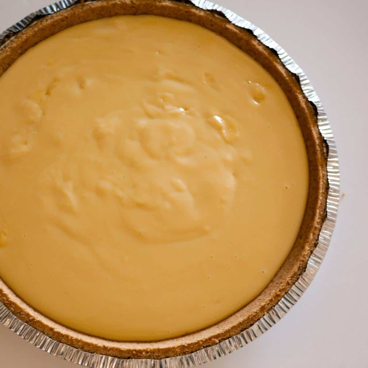 A cookie crust shell with pastry cream for fruit tart.