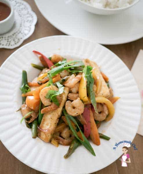This zesty prawn pepper stir fry is a simple, easy and healthy recipe. In less then 15 minutes you will have lunch or dinner on the table. The convenience of using frozen prawns and veggies takes prep time down to almost zero making it a winner every single time by food blog A Homemade Chef. This zesty prawn pepper stir fry is a simple, easy and healthy recipe. In less then 15 minutes you will have lunch or dinner on the table. The convenience of using frozen prawns and veggies takes prep time down to almost zero making it a winner every single time by food blog A Homemade Chef.