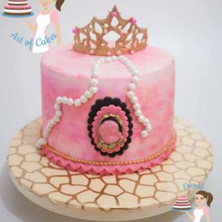 A princess crown cake.