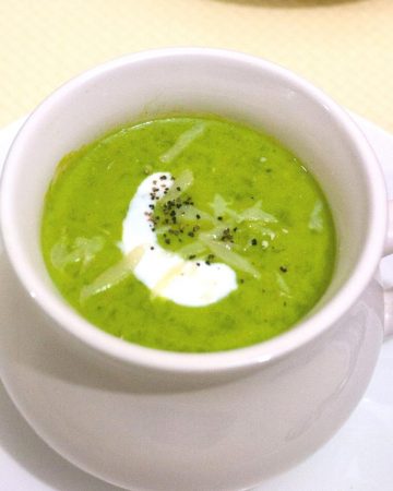 A bowl of pea soup.