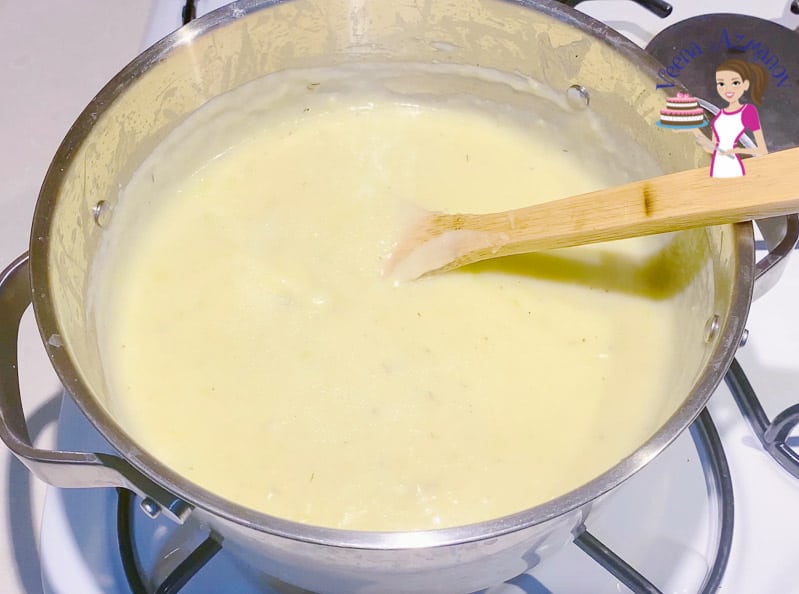 How to make homemade soup with potatoes and leeks