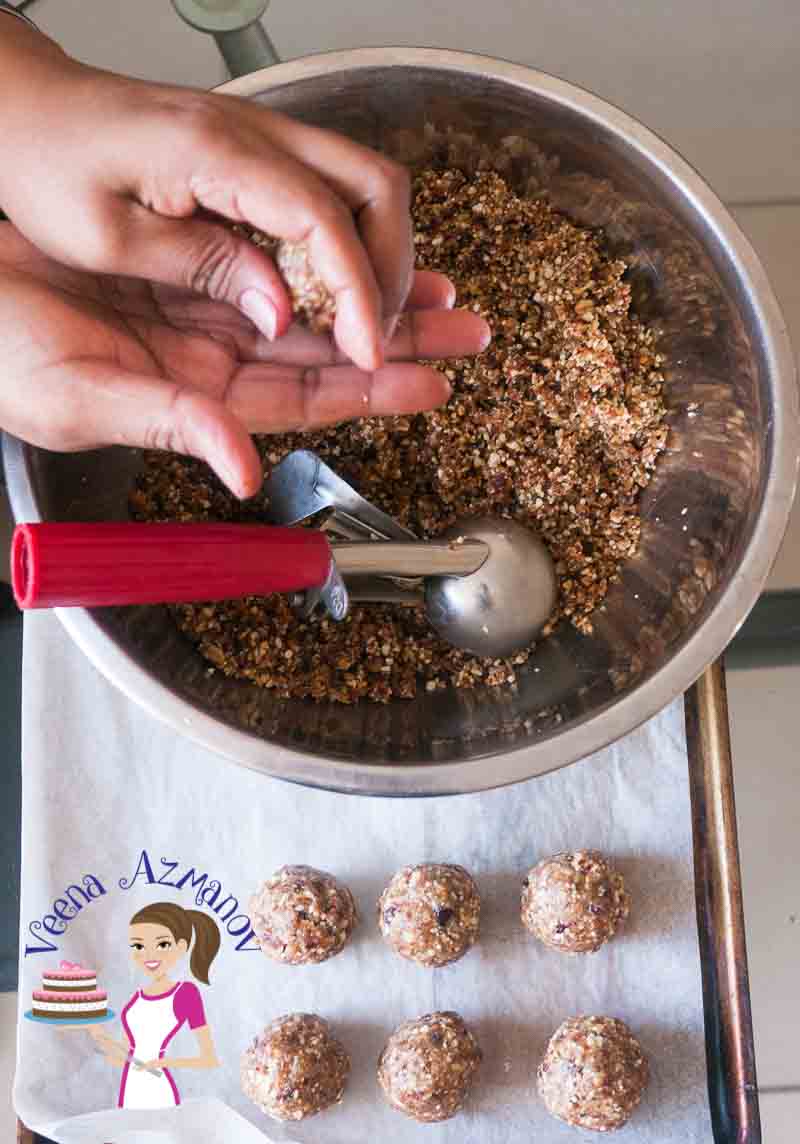 These no bake sugar free granola dates energy bites make great snack for those evening hours when you crave for something sweet and indulgent like cookies. The sweetness of the dates and added nutrition from the nuts make these a great light, nutritious energy packed snack before workouts too. These no bake sugar free granola dates energy bites make great snack for those evening hours when you crave for something sweet and indulgent like cookies. The sweetness of the dates and added nutrition from the nuts make these a great light, nutritious energy packed snack before workouts too.