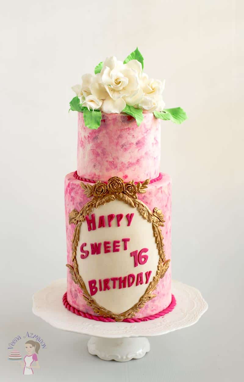 A sweet 16 birthday cake.