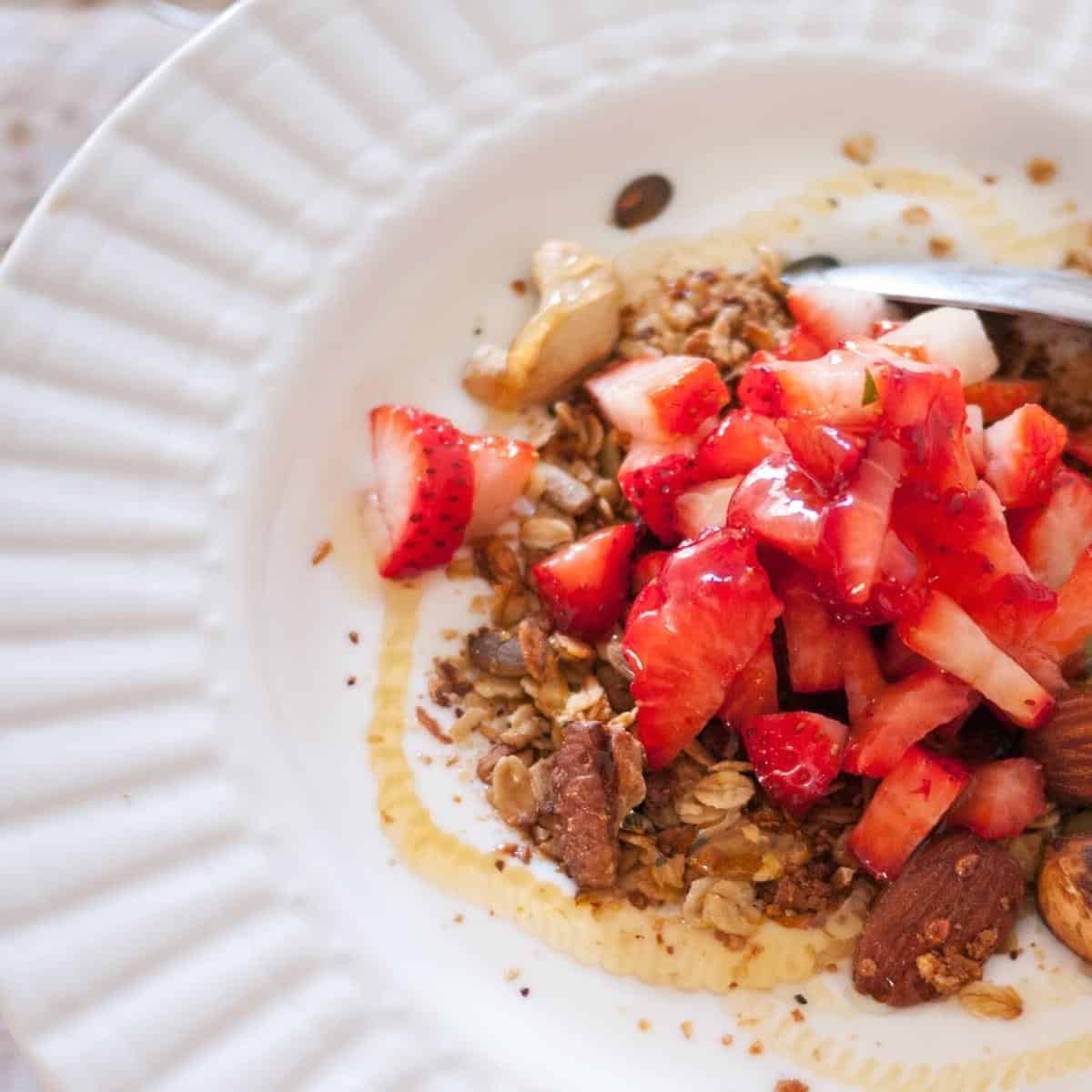 Granola parfait with strawberries