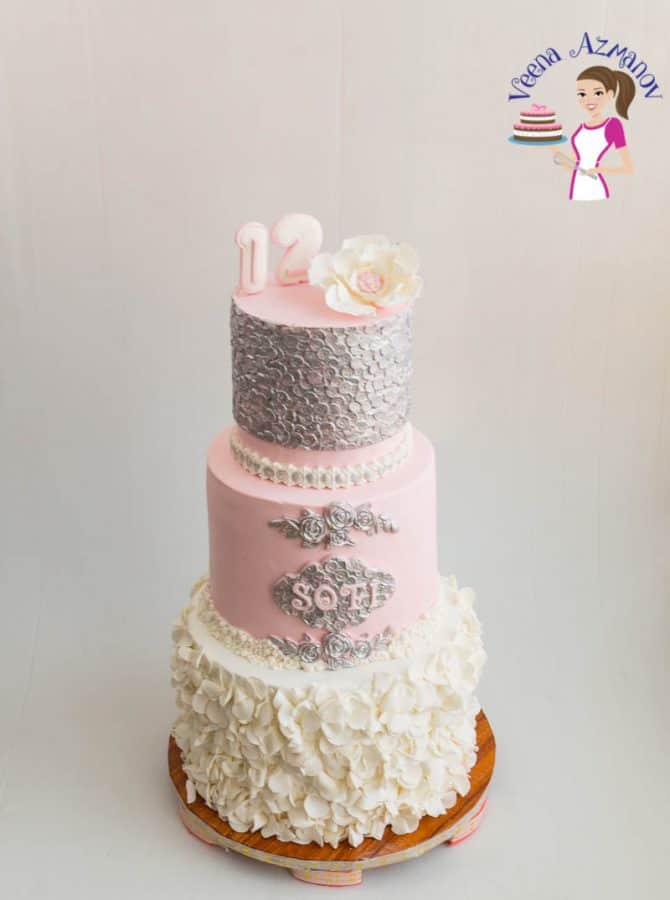 A decorated bat-mitzvah cake.