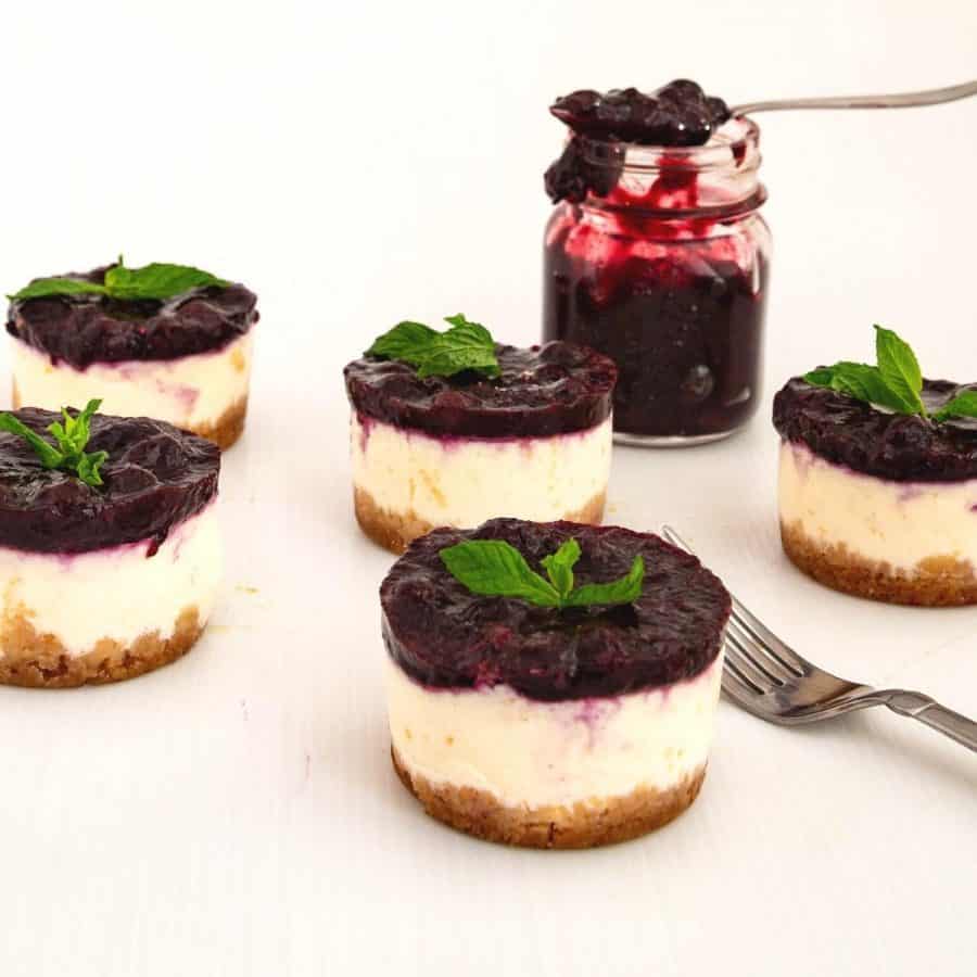 Mini Cheesecakes - Blueberry - Veena Azmanov
