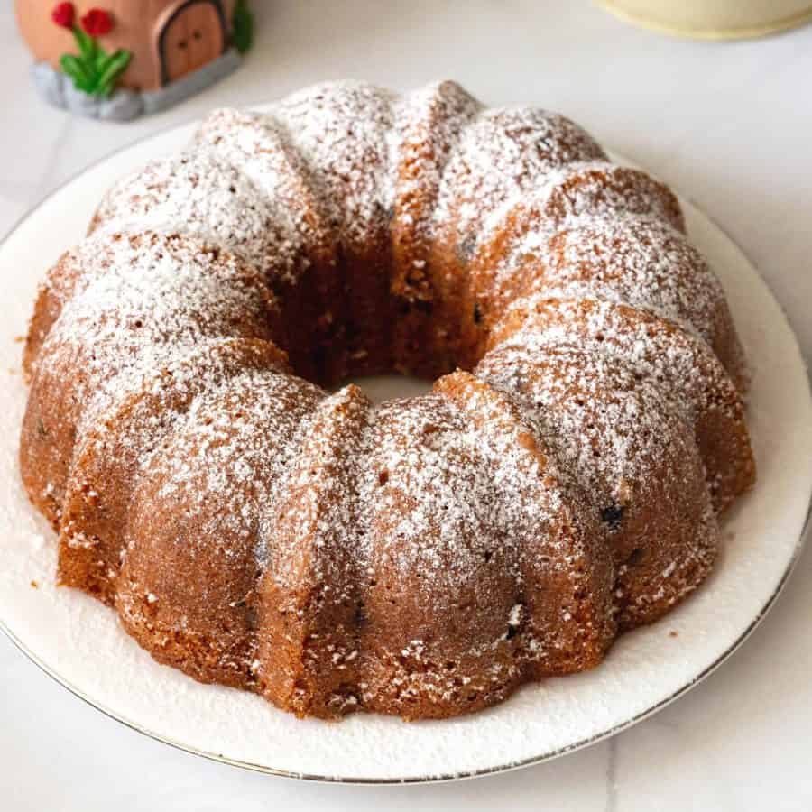 A bundt cake on the plate.