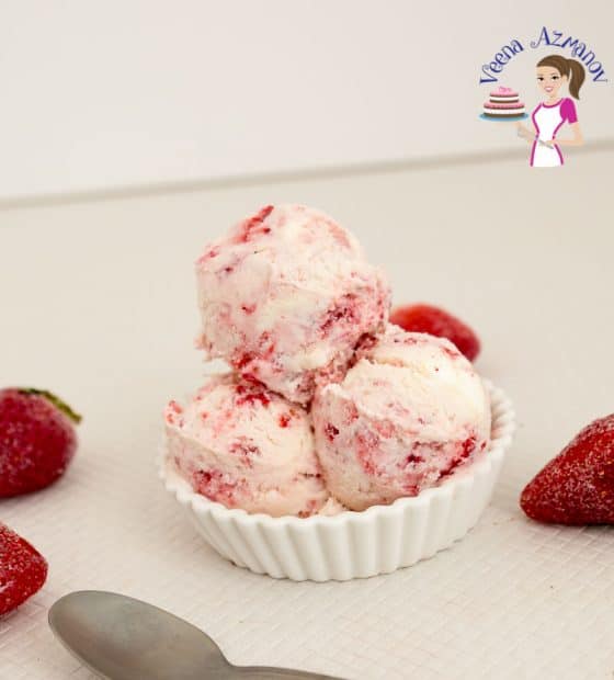 Best Strawberry Ice cream with no ice cream maker in just 5 minutes