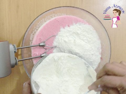 Progress pictures - Adding flour to the strawberry cake