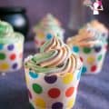 Cupcakes decorated with buttercream.