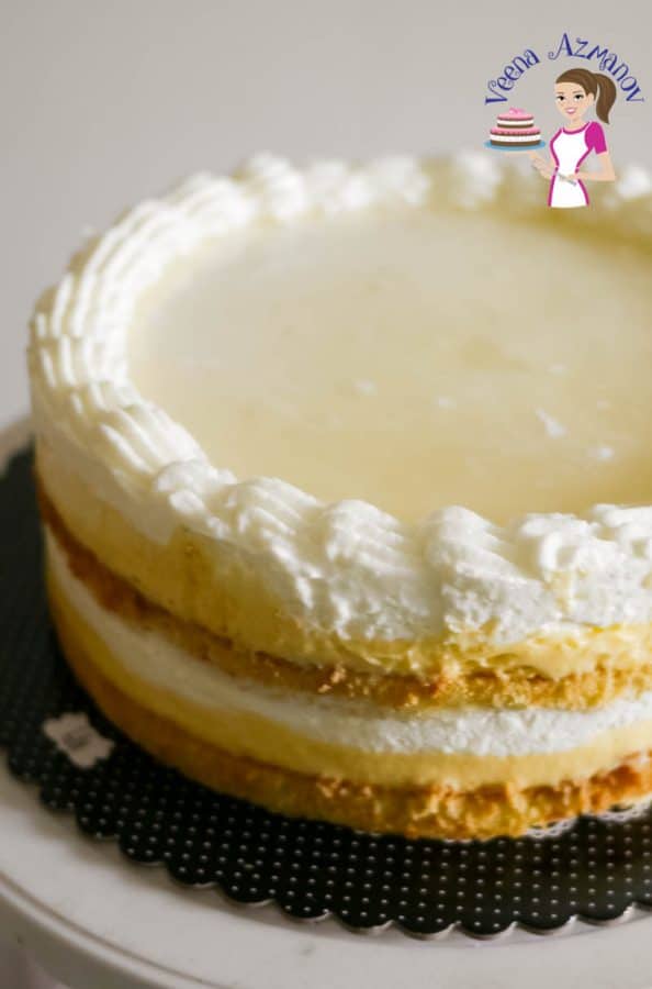 A mascarpone cream cake.
