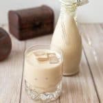 A glass with baileys