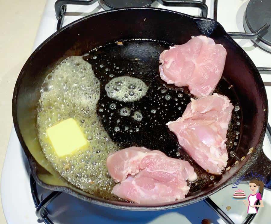 How to cook chicken with rice in a cast-iron skillet in 20 minutes