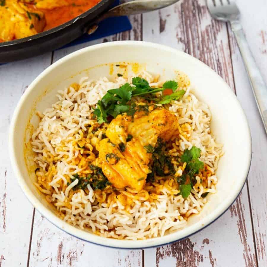 East Fish Curry with Just 6 Ingredients in just 15 Mins - Veena Azmanov ...