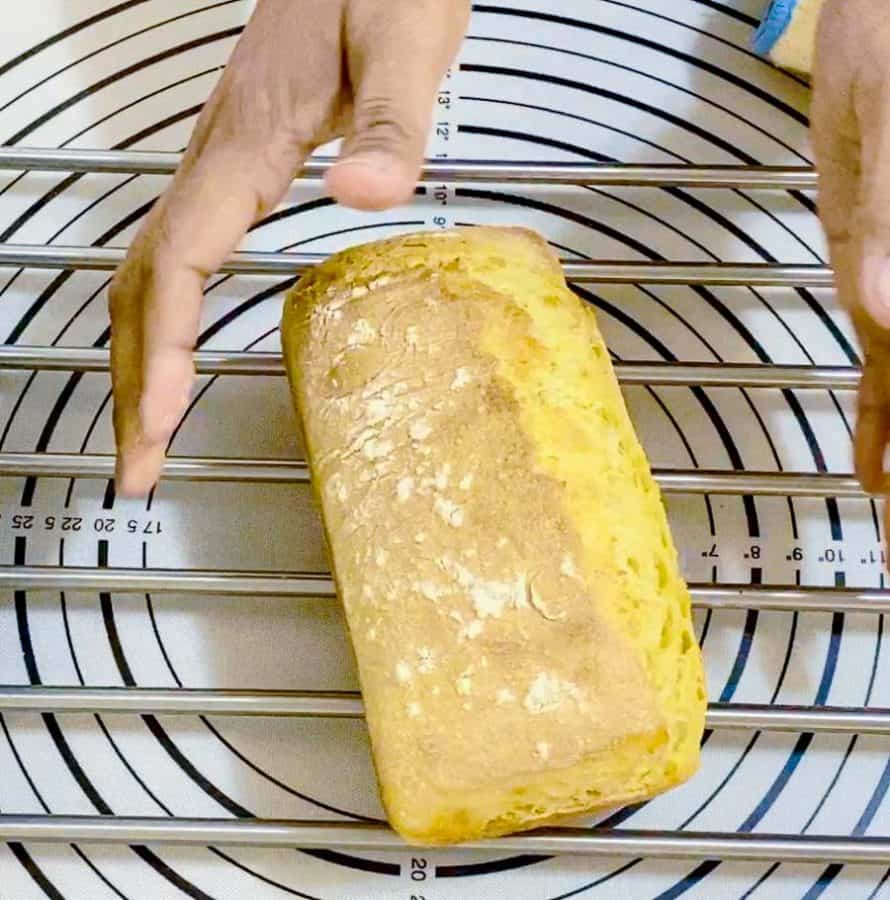 Homemade Sandwich Bread that a no-knead recipe