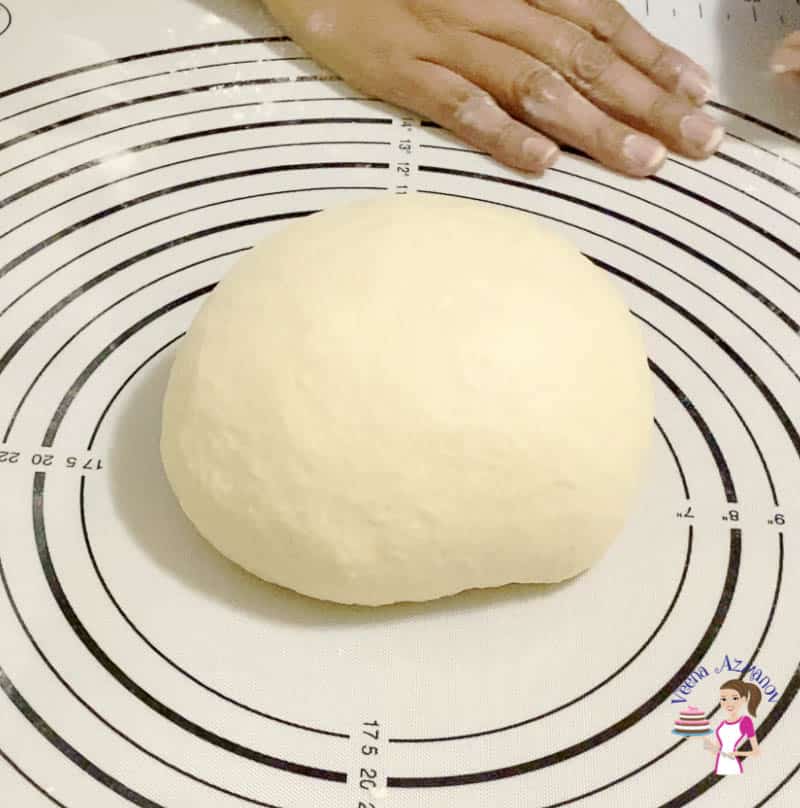 Prepare the dough for croissants