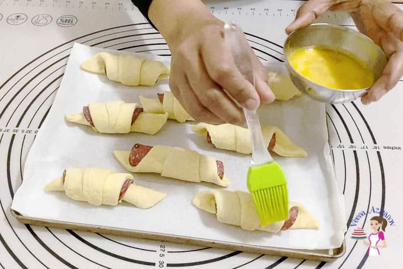 Learn to make croissants at home with classic ham and cheese