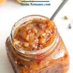 Progress pictures for peach chutney.