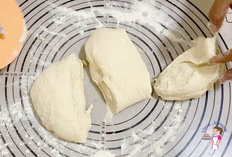 Divide the dough into 3 balls