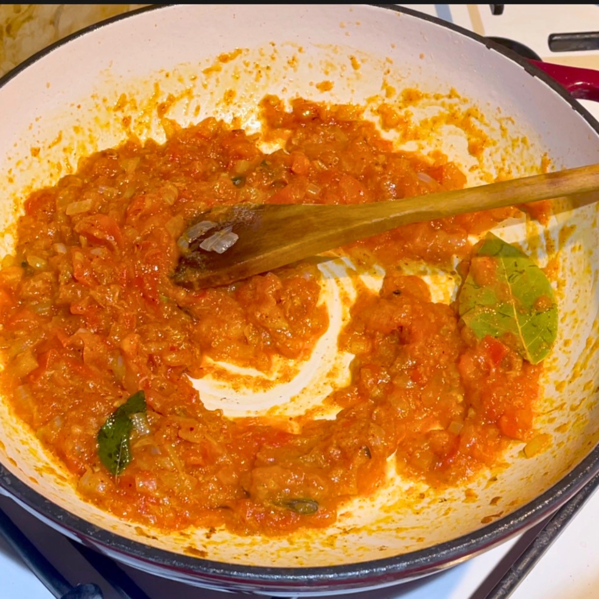 Saute the aromatic with tomatoes.