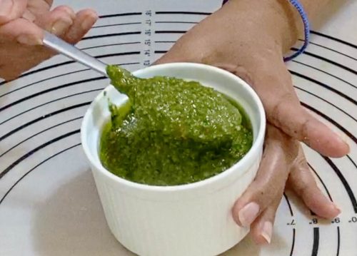 How to make pesto from scratch at home in 5 mins