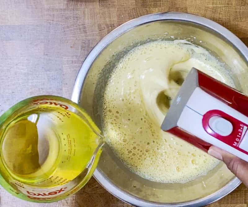 Add oil to the apple cake batter