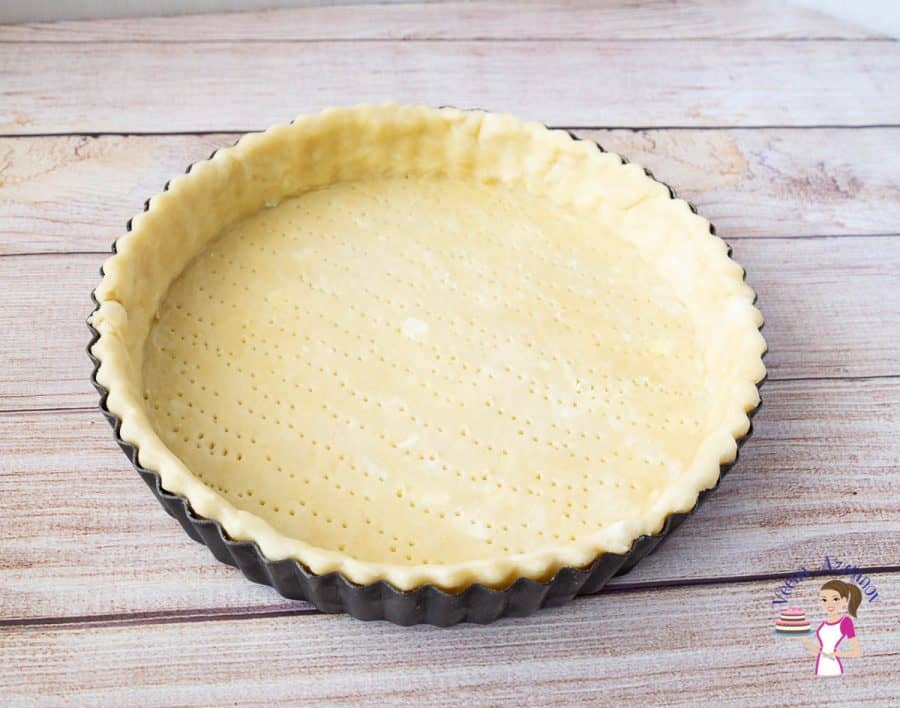 A pie crust in a pie pan.