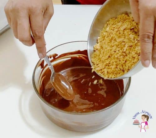 Combine the chocolate and feuilletine for the chocolate mousse base