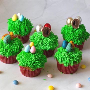 Cupcakes with Candy eggs.