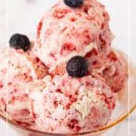 Ice cream scoops in a ice cream glass.