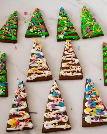 Gingerbread tree cookies for Christmas.