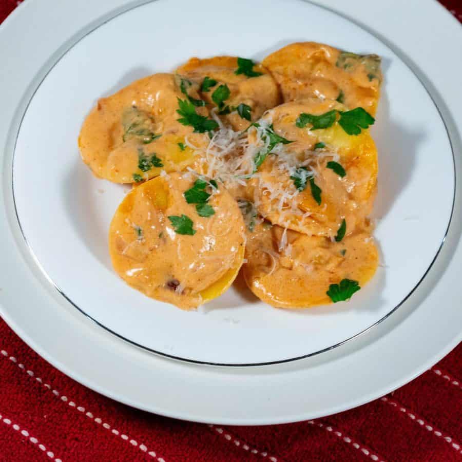 Rose Ravioli Ravioli Sauce - Pink Sauce with Ravioli Pasta (30 Mins) - Veena Azmanov ...
