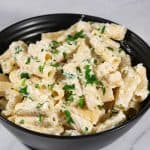Pasta with white sauce.
