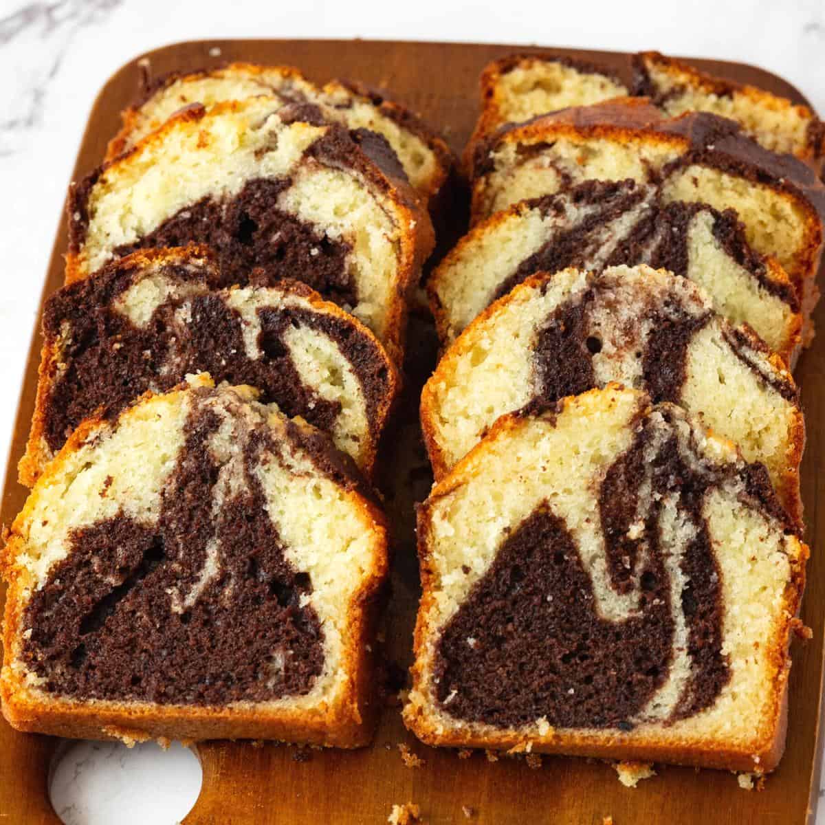 Slices for making chocolate marble cake.
