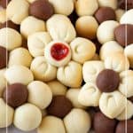 Pinterest image for flower cookies.