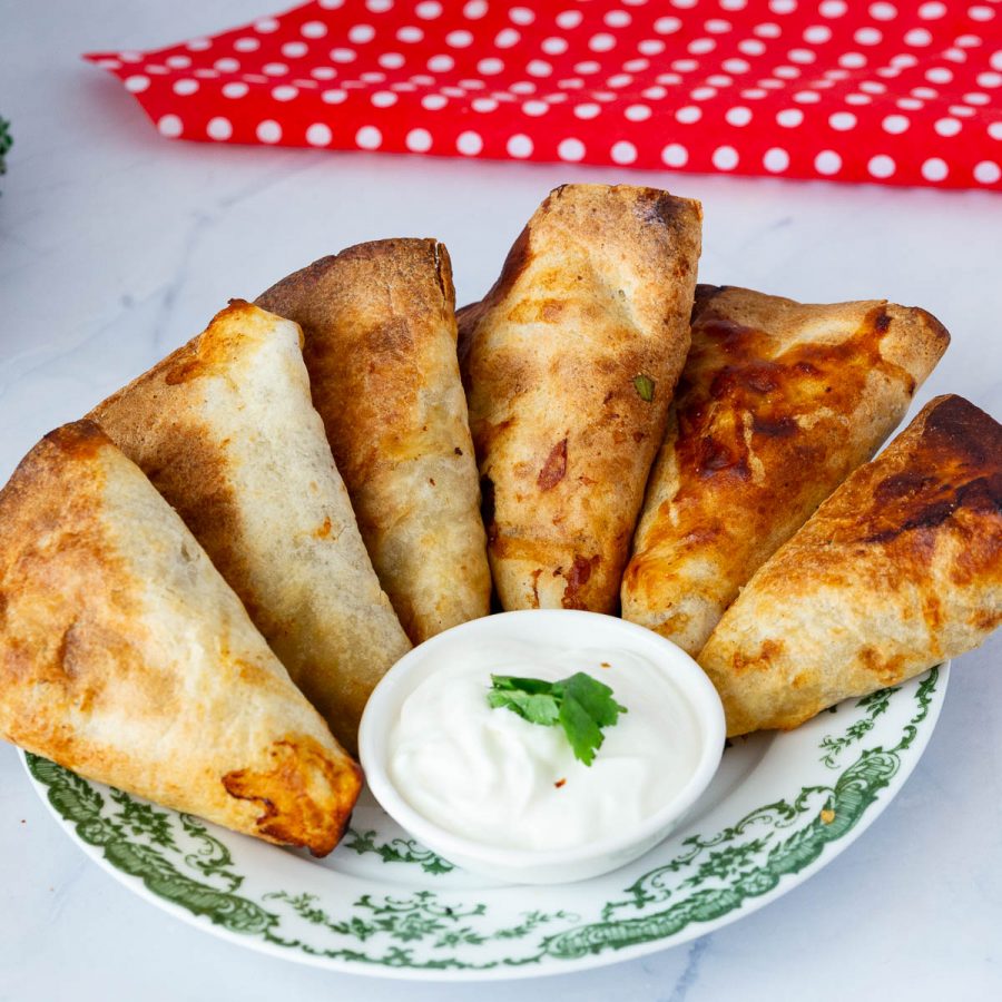 A plate with ground rolls cones.