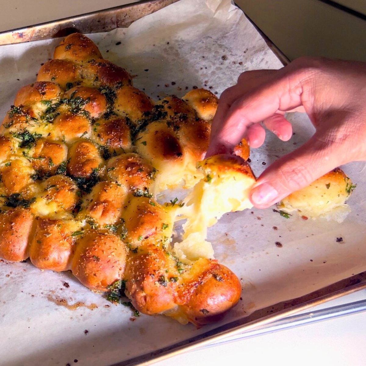 Pull apart Christmas Tree buns.