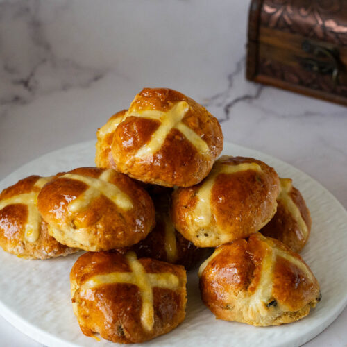 Quick 30 mins hot cross buns.